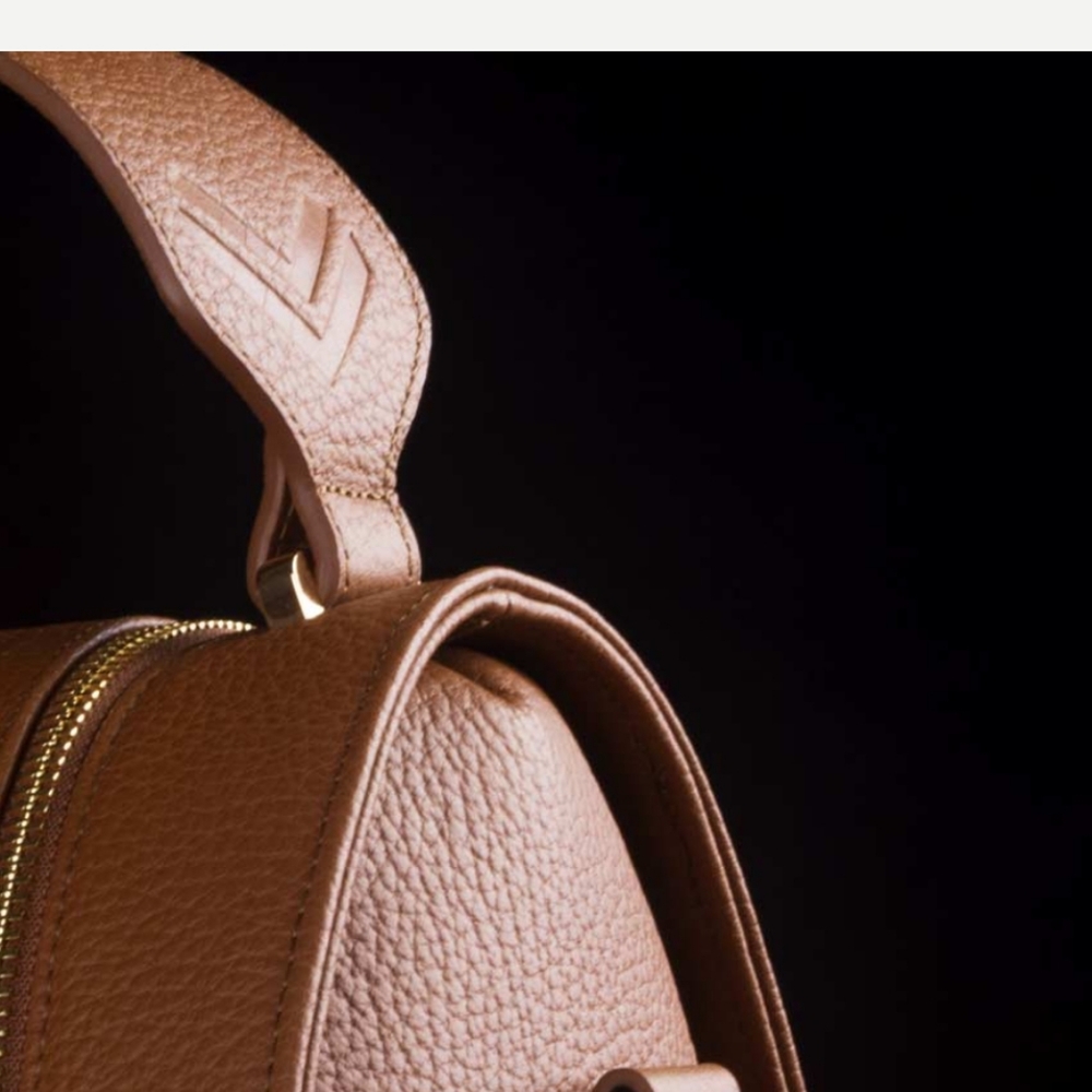 (*AS IS*) LEANELLE BAG BARCELONA (*AS IS*) - Picture 7 of 12